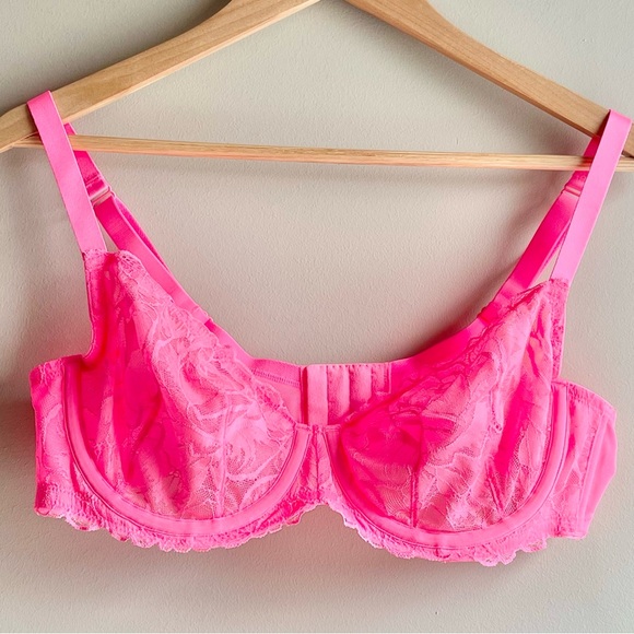 Cacique Other - Cacique Vibrant Pink Lace Bra 40C